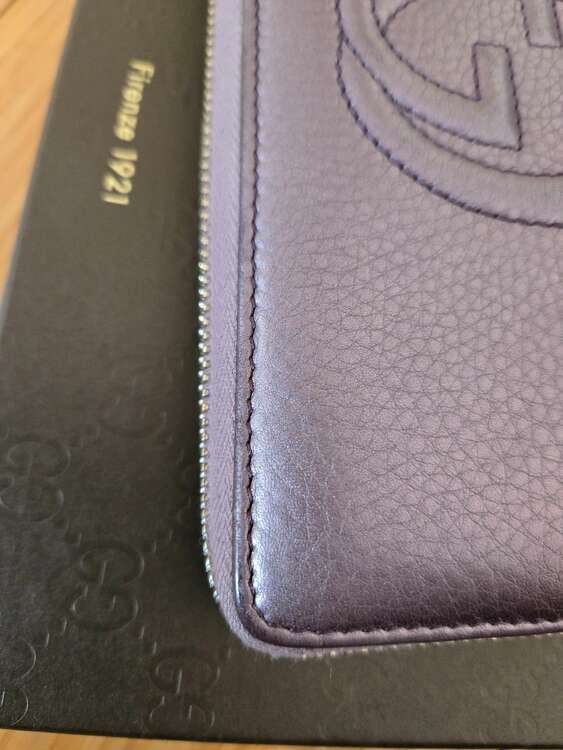 グッチ　長財布（ブランド財布・小物）の商品画像 - 査定依頼日：2025年2月9日 - 最高査定価格：10,000円