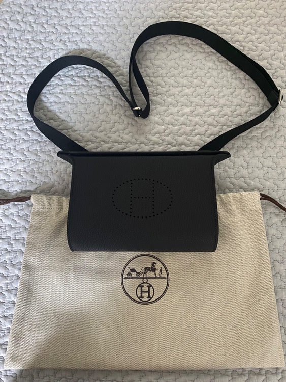 ヴィドポッシュ カラー：黒 商品番号：H087987CK89 （ブランドバッグ）の商品画像 - 査定依頼日：2026年2月6日 - 最高査定価格：450,000円