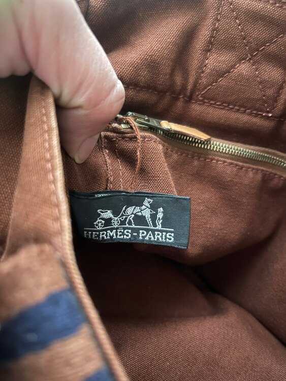 フールトゥ（ブランドバッグ）の商品画像 - 査定依頼日：2025年3月31日