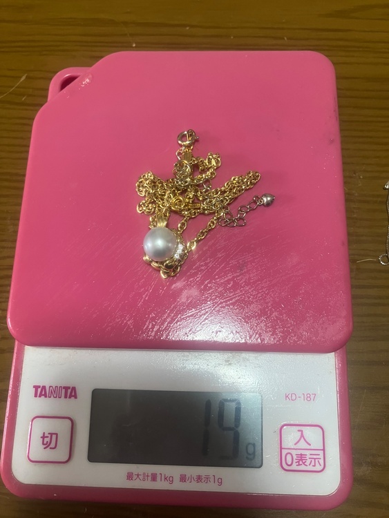 金とダイヤモンド（金・貴金属）の商品画像 - 査定依頼日：2026年3月21日 - 最高査定価格：700,000円