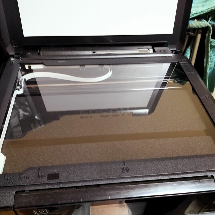 EPSON カラリオ･プリンター EP-806AB（家電）の商品画像 - 査定依頼日：2025年10月14日 - 最高査定価格：10,500円