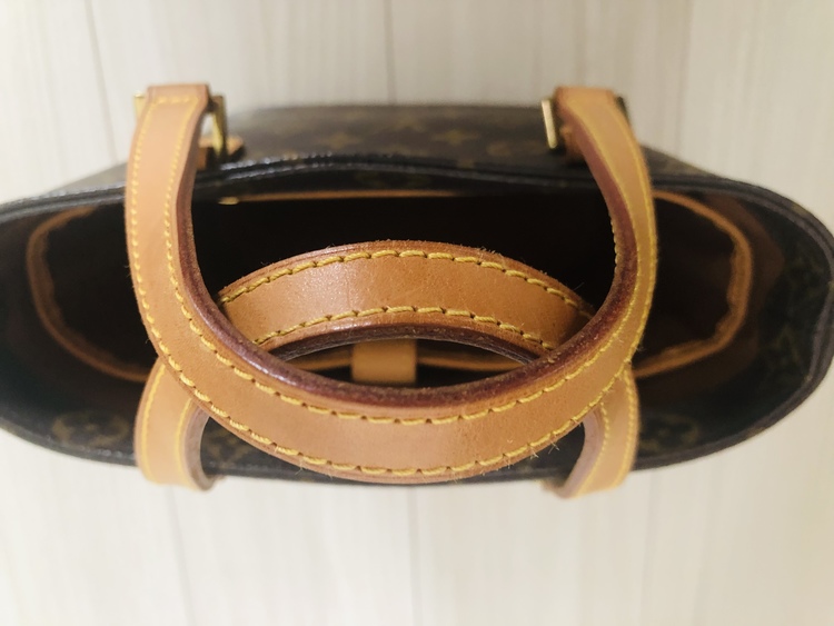 バケツ型（ブランドバッグ）の商品画像 - 査定依頼日：2022年5月14日 - 最高査定価格：88,000円