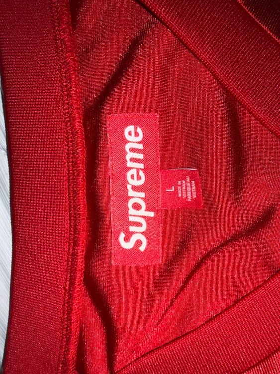 Supreme Bones Football Jersey（古着・ファッション）の商品画像 - 査定依頼日：2026年6月1日 - 最高査定価格：100,000円