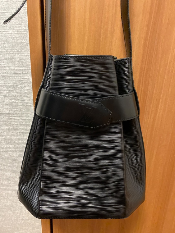 ルイヴィトン エピ （ブランドバッグ）の商品画像 - 査定依頼日：2026年5月11日 - 最高査定価格：58,000円