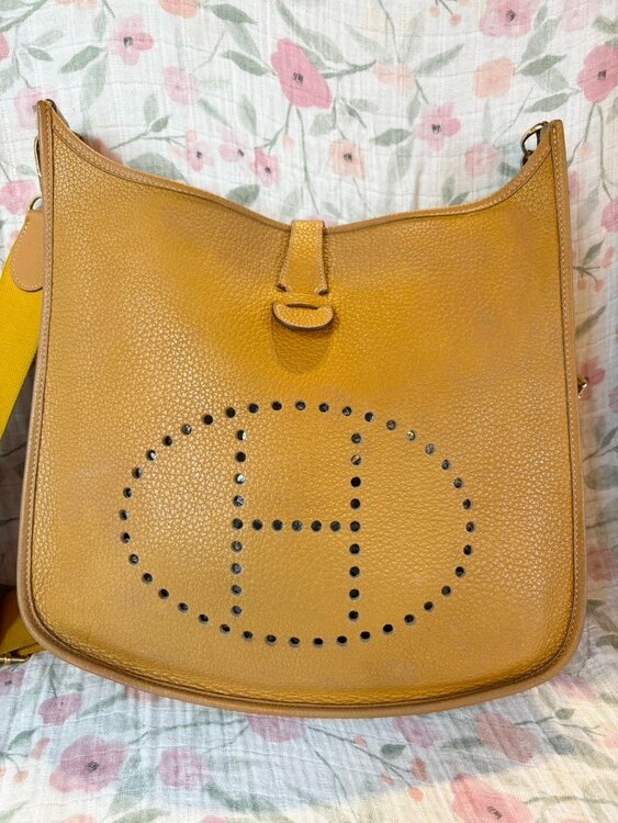 エブリンPM （ブランドバッグ）の商品画像 - 査定依頼日：2026年3月30日 - 最高査定価格：120,000円