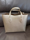 フルラ　トートバッグ（ブランドバッグ）の商品画像 - 査定依頼日：2026年2月8日 - 最高査定価格：4,000円