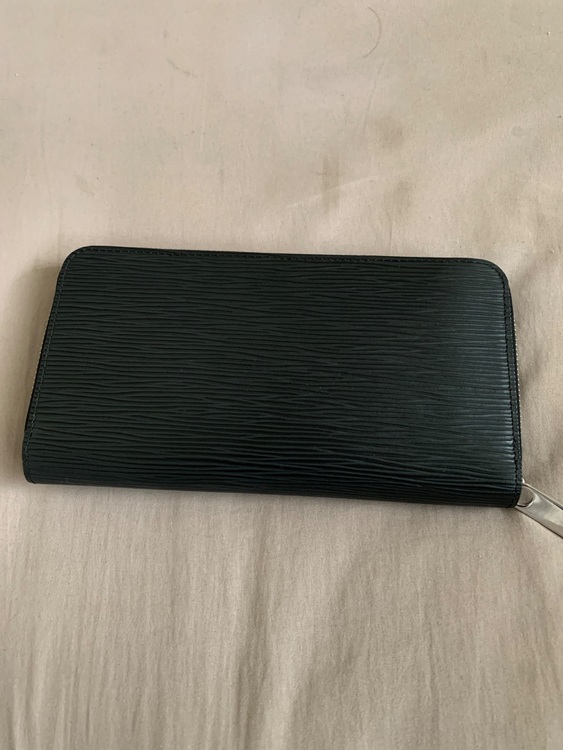 ルイヴィトン エピ （ブランドバッグ）の商品画像 - 査定依頼日：2025年9月23日 - 最高査定価格：54,000円