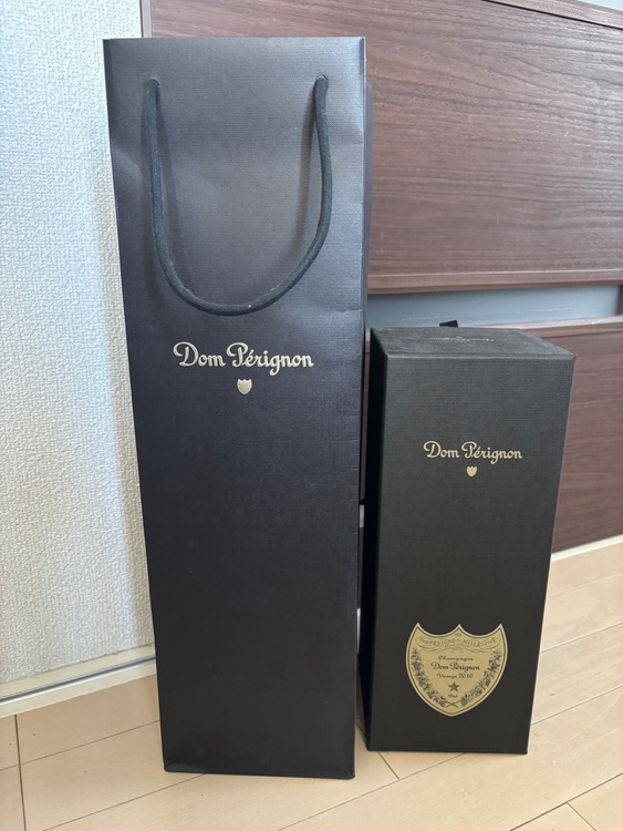 シャンパン ドン・ペリニヨン （お酒）の商品画像 - 査定依頼日：2025年8月19日 - 最高査定価格：20,000円