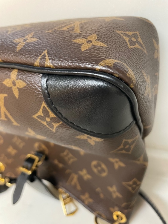 オデオンNM PM  ショルダーバッグ ブラック M45353（ブランドバッグ）の商品画像 - 査定依頼日：2025年7月21日 - 最高査定価格：220,000円