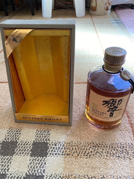 ウイスキー サントリー響 （お酒）の商品画像 - 査定依頼日：2026年5月2日 - 最高査定価格：29,000円