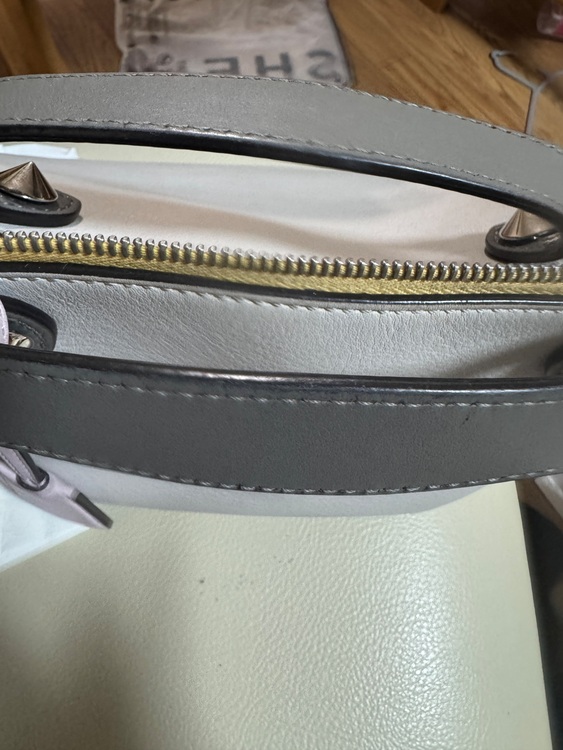 カバン（ブランドバッグ）の商品画像 - 査定依頼日：2025年10月19日 - 最高査定価格：65,000円