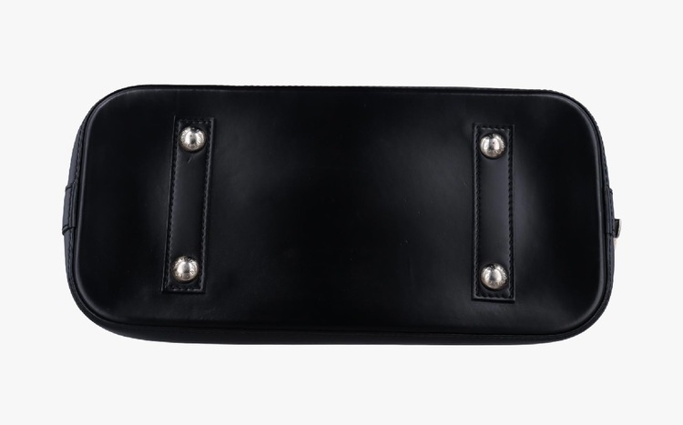 アルマPM デニムライト エピ M51052 SN5105 （ブランドバッグ）の商品画像 - 査定依頼日：2025年12月18日 - 最高査定価格：120,000円