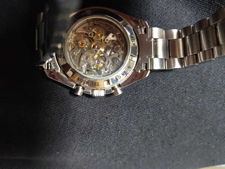 スピードマスタープロフェッショナル（高級時計）の商品画像 - 査定依頼日：2025年11月30日 - 最高査定価格：750,000円