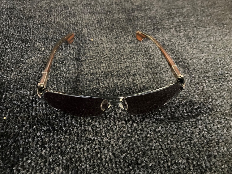 メガネ（古着・ファッション）の商品画像 - 査定依頼日：2026年3月15日 - 最高査定価格：14,000円