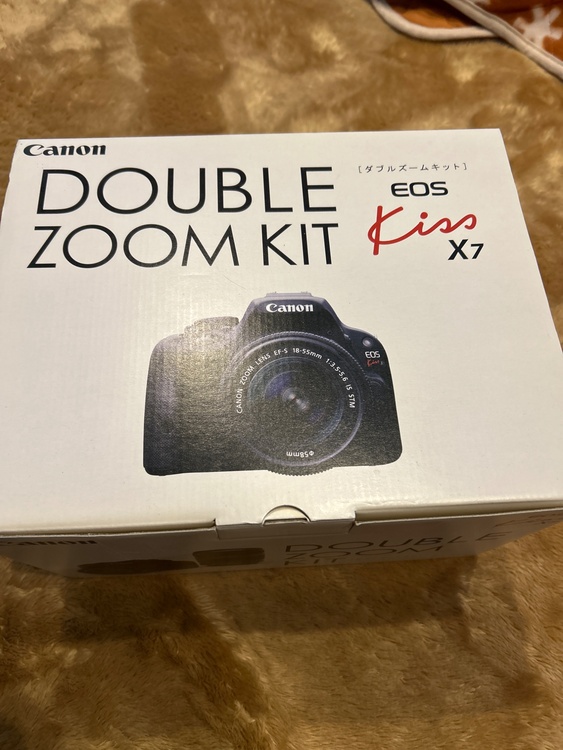 EOS kiss X7 ダブルズームキット（カメラ）の商品画像 - 査定依頼日：2026年1月13日 - 最高査定価格：30,000円