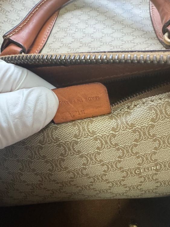 セリーヌ　バック（ブランドバッグ）の商品画像 - 査定依頼日：2026年1月11日 - 最高査定価格：13,000円