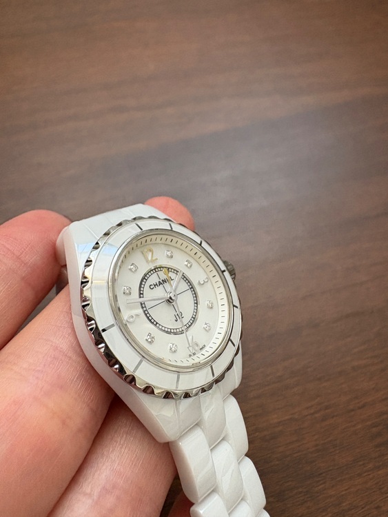 CHANEL J12（高級時計）の商品画像 - 査定依頼日：2025年9月17日 - 最高査定価格：360,000円