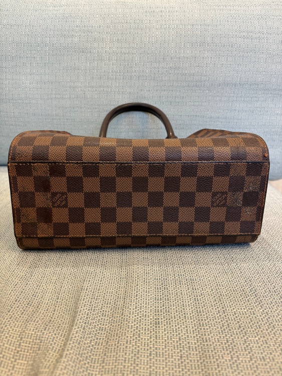 ダミエ トリアナ レザー ハンドバッグ 0821ba230-9M（ブランドバッグ）の商品画像 - 査定依頼日：2025年9月17日 - 最高査定価格：100,000円