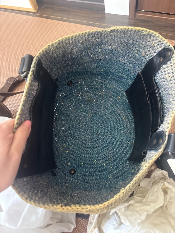 バレンシアガ/ストローバッグ/ハンドバッグ/--/KHK/236741-4060（ブランドバッグ）の商品画像 - 査定依頼日：2025年7月8日 - 最高査定価格：30,000円