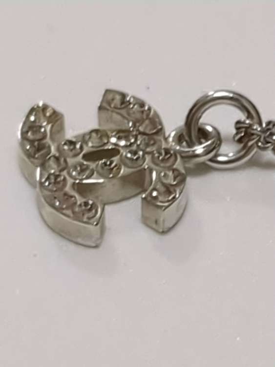 CHANEL　ココマークシルバーラインストーンネックレス（金・貴金属）の商品画像 - 査定依頼日：2023年6月7日 - 最高査定価格：35,000円