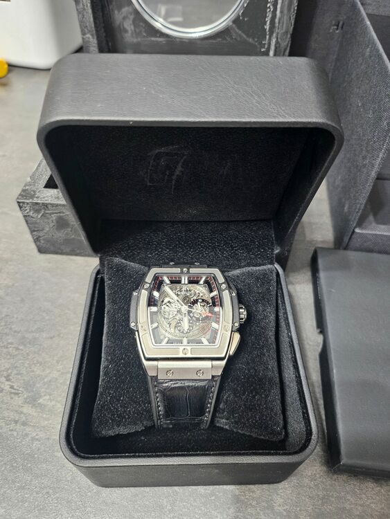 ウブロ ビックバン （高級時計）の商品画像 - 査定依頼日：2025年9月4日 - 最高査定価格：1,500,000円