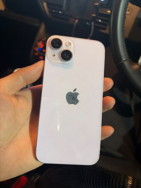 iPhone 14 128GB SIMフリー（スマホ）の商品画像 - 査定依頼日：2026年2月17日 - 最高査定価格：48,000円