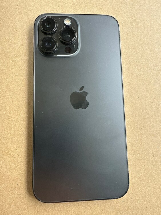 iPhone13promax（スマホ）の商品画像 - 査定依頼日：2025年3月13日 - 最高査定価格：21,000円