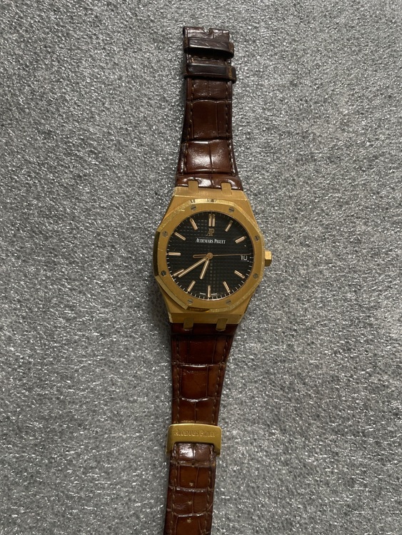 15500OR（高級時計）の商品画像 - 査定依頼日：2025年8月21日 - 最高査定価格：5,600,000円