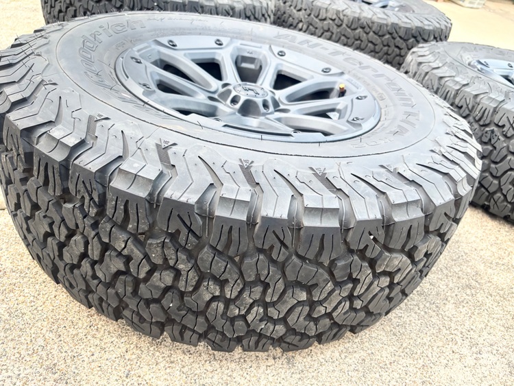 BFGoodrich 17インチホイールセット　JEPPESEN MJCR216（自転車）の商品画像 - 査定依頼日：2025年11月10日 - 最高査定価格：50,000円