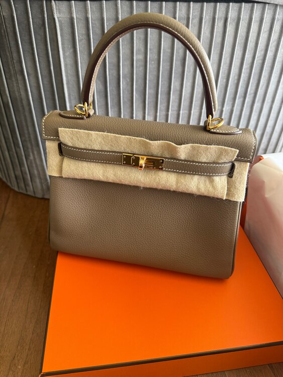 エルメス ケリー （ブランドバッグ）の商品画像 - 査定依頼日：2025年5月7日 - 最高査定価格：3,300,000円