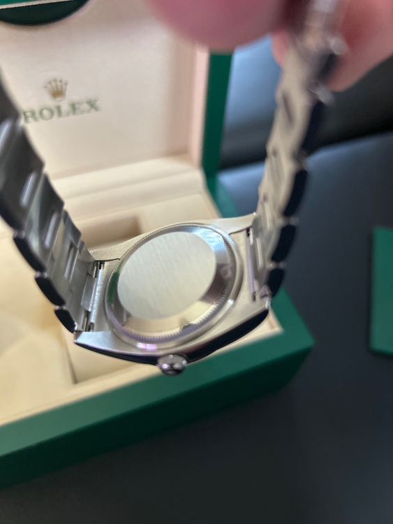 ロレックス パーペチュアルデイト 11520（高級時計）の商品画像 - 査定依頼日：2025年9月21日 - 最高査定価格：860,000円