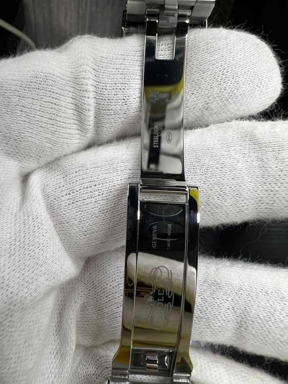 ロレックス シードゥエラー 126660（高級時計）の商品画像 - 査定依頼日：2026年1月6日 - 最高査定価格：1,950,000円