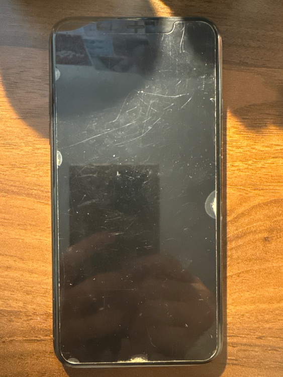 iPhone11promax（スマホ）の商品画像 - 査定依頼日：2026年1月21日 - 最高査定価格：24,000円