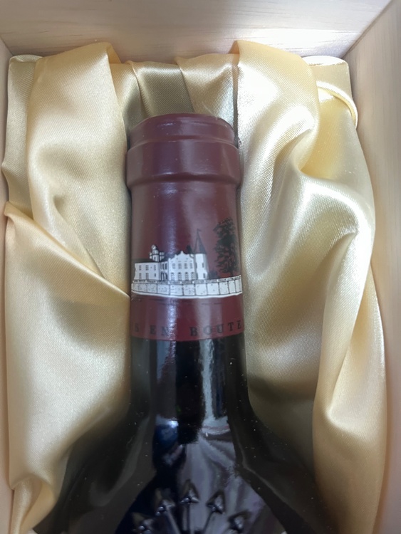 ワイン シャトーラフィットロートシルト （お酒）の商品画像 - 査定依頼日：2026年2月28日 - 最高査定価格：68,000円