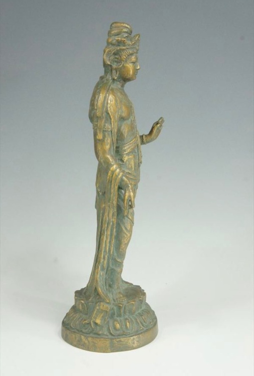 北村西望造 聖観音菩薩像 仏教美術 銅製 銅器　SX236（美術品・骨董品）の商品画像 - 査定依頼日：2025年6月3日 - 最高査定価格：3,000円