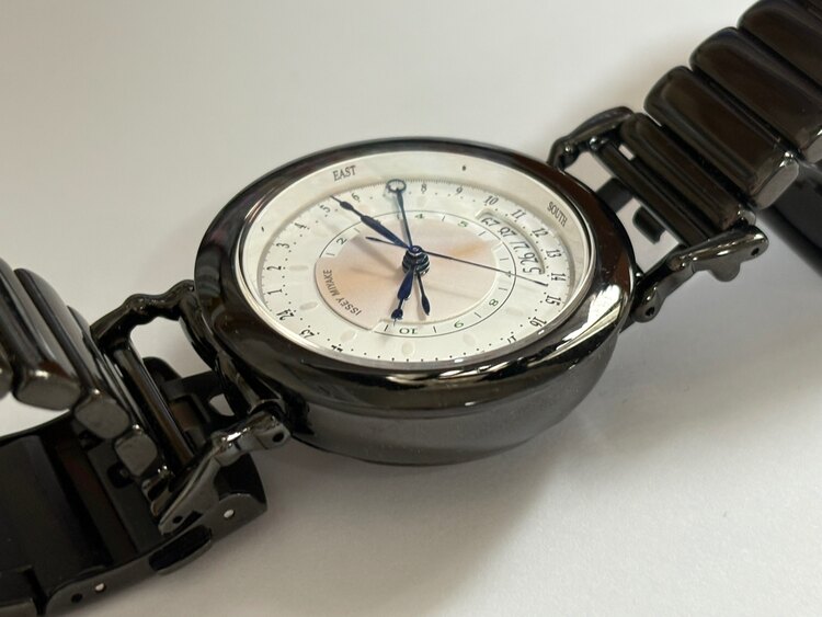 ISSEY MIYAKE INSETTO（高級時計）の商品画像 - 査定依頼日：2025年5月30日 - 最高査定価格：60,000円