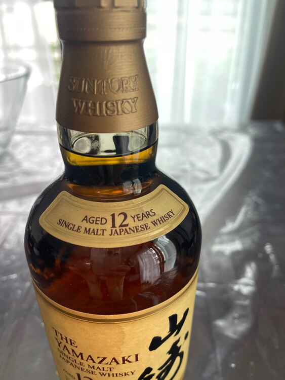 ウイスキー サントリー山崎 （お酒）の商品画像 - 査定依頼日：2025年5月29日 - 最高査定価格：18,000円