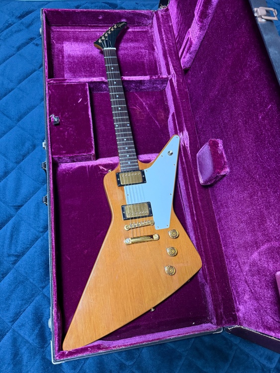 1976年製　エクスプローラー（ピアノ・楽器・PA機材）の商品画像 - 査定依頼日：2026年3月29日 - 最高査定価格：550,000円