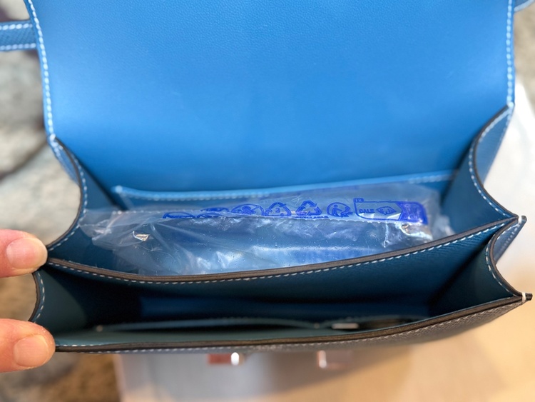 コンスタンスミニ（ブランドバッグ）の商品画像 - 査定依頼日：2026年4月1日 - 最高査定価格：1,600,000円