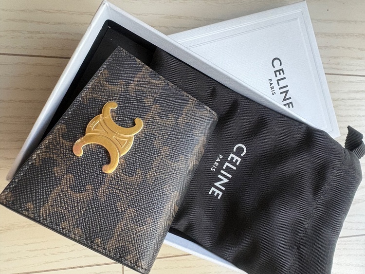 セリーヌ  （ブランドバッグ）の商品画像 - 査定依頼日：2025年12月17日 - 最高査定価格：40,000円