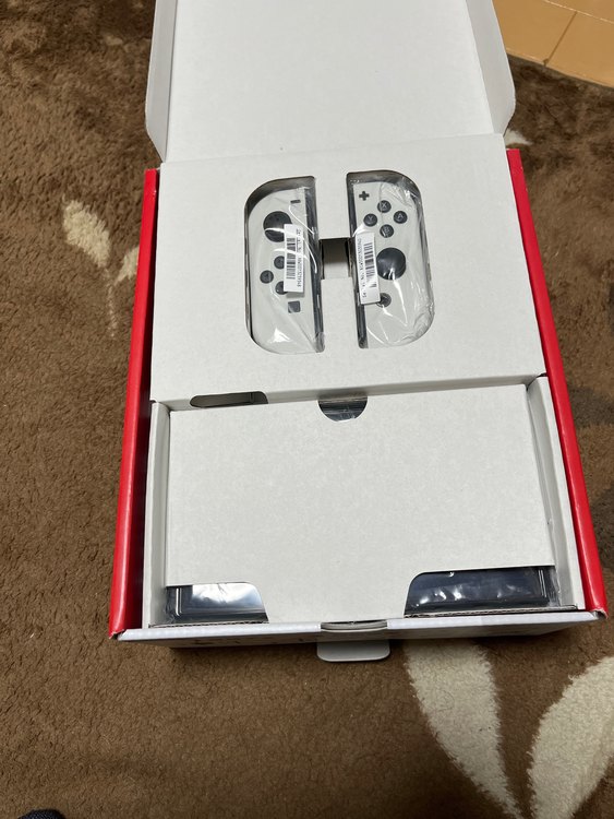 任天堂スイッチ有機EL（ゲーム機本体・ゲームソフト）の商品画像 - 査定依頼日：2023年10月31日 - 最高査定価格：25,000円