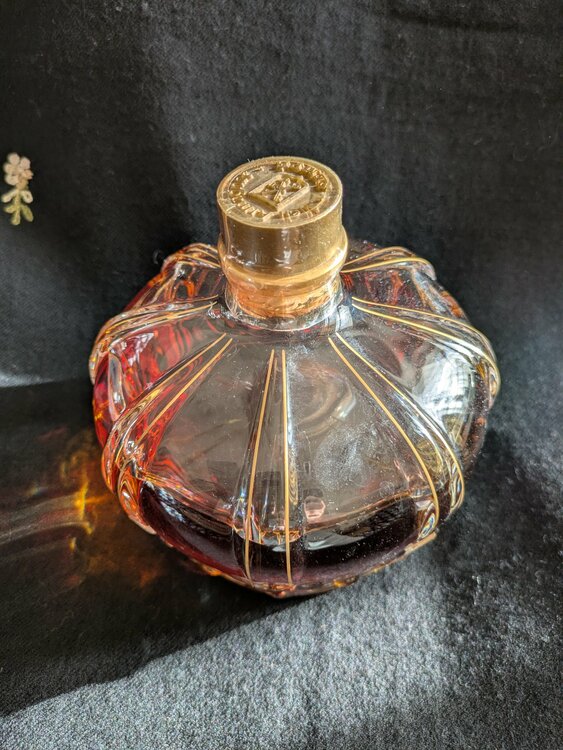 ブランデー ヘネシー （お酒）の商品画像 - 査定依頼日：2026年3月9日 - 最高査定価格：6,000円