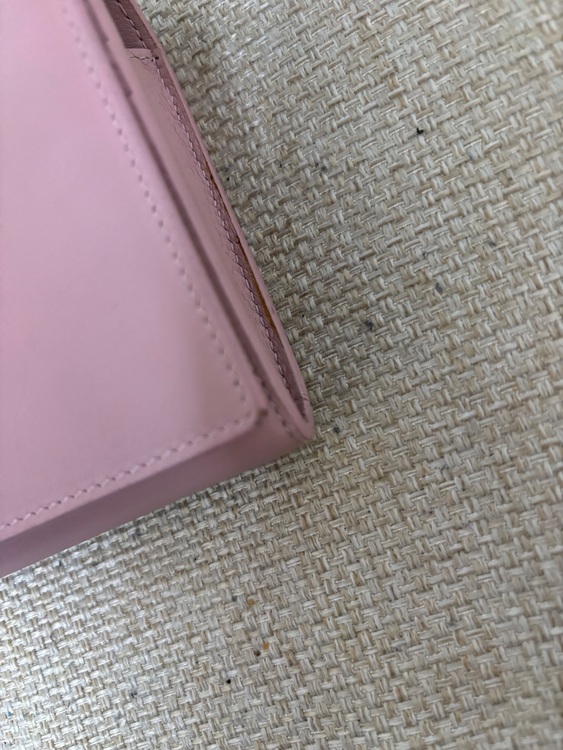 イブサンローラン  （ブランドバッグ）の商品画像 - 査定依頼日：2025年9月30日 - 最高査定価格：30,000円