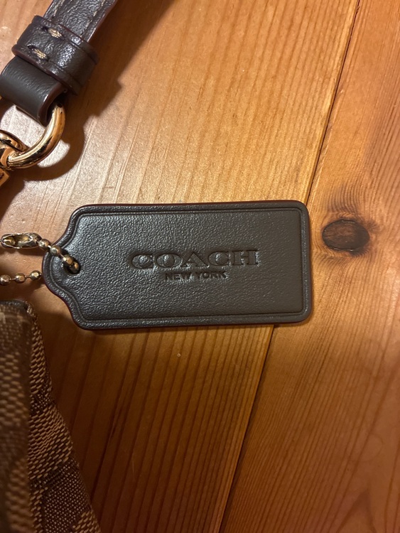 その他 コーチ （ブランドバッグ）の商品画像 - 査定依頼日：2025年9月27日 - 最高査定価格：2,000円