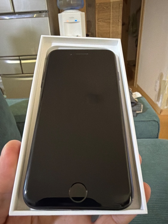 iPhone7 128GB SIMフリー（スマホ）の商品画像 - 査定依頼日：2026年5月12日 - 最高査定価格：4,000円