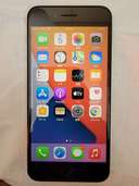 iPhone se2（スマホ）の商品画像 - 査定依頼日：2023年3月5日 - 最高査定価格：16,400円