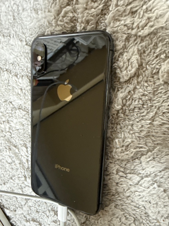 iPhonexs （スマホ）の商品画像 - 査定依頼日：2026年2月18日 - 最高査定価格：6,000円