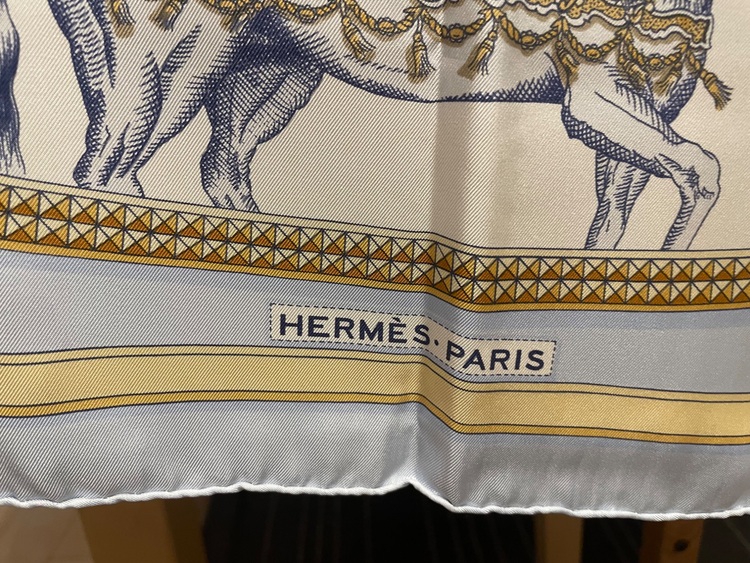 エルメススカーフカレ（古着・ファッション）の商品画像 - 査定依頼日：2025年9月27日 - 最高査定価格：5,000円