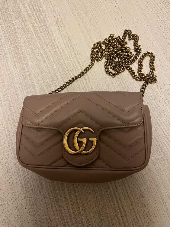 GGマーモント キルティングレザー スーパーミニバッグ チェーンショルダー （ブランドバッグ）の商品画像 - 査定依頼日：2025年3月10日 - 最高査定価格：84,000円