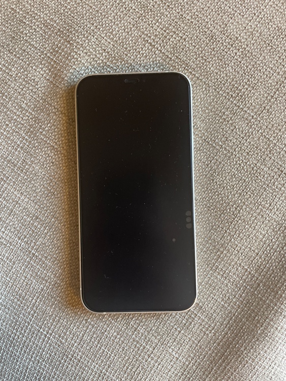 iPhone 12 64GB SIMフリー（スマホ）の商品画像 - 査定依頼日：2026年5月2日 - 最高査定価格：24,000円